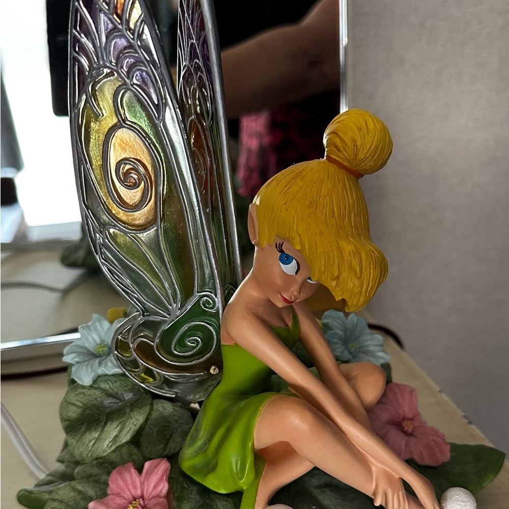 Disney Tinker Bell Figurine with Stained Glass Wings Bradford exchange